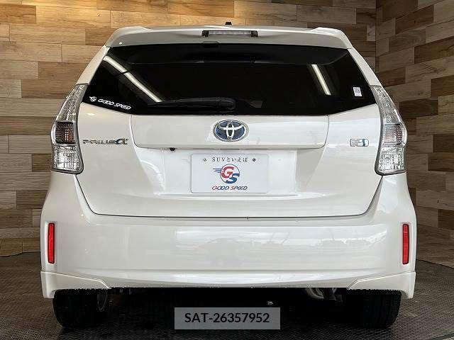 Toyota PRIUS ALPHA 2013-06 282437-18