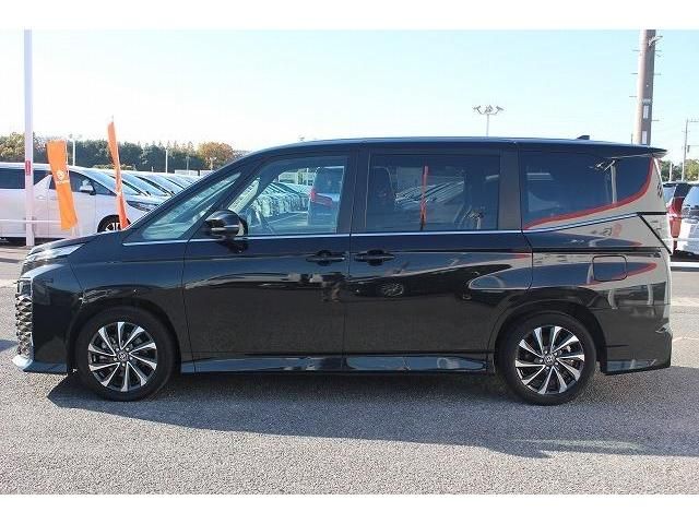 Toyota VOXY HYBRID 2022-04 189071-6