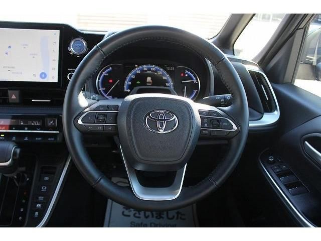 Toyota VOXY HYBRID 2022-04 189071-15