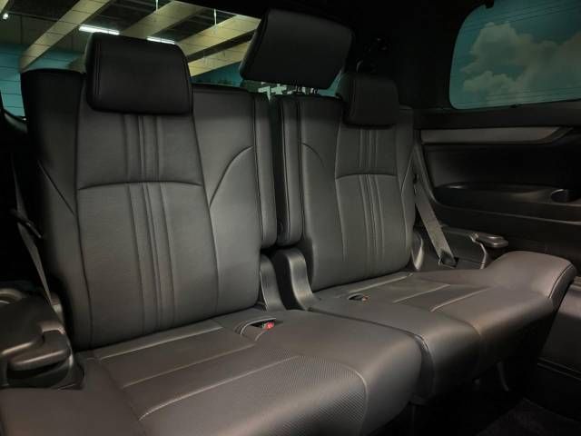 Toyota ALPHARD 2018-08 15493-10