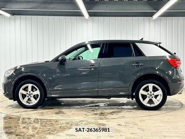 Audi Q2 2017-10 210570-14