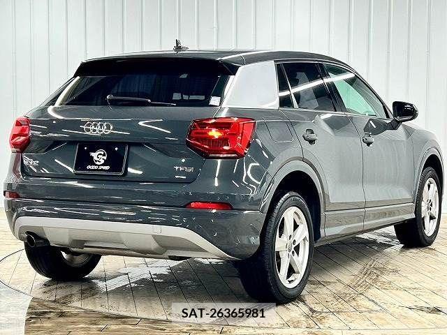 Audi Q2 2017-10 210570-15