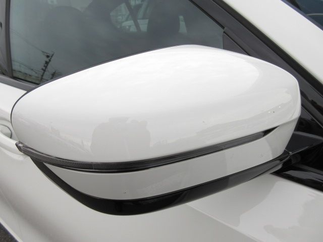 Bmw 3 SERIES 2022-11 2252-9