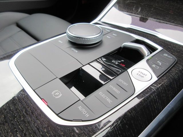 Bmw 3 SERIES 2022-11 2252-23