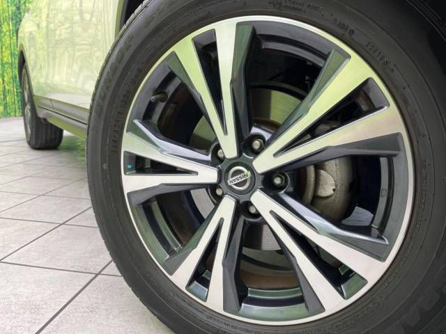 Nissan X-TRAIL 2018-08 4923-13