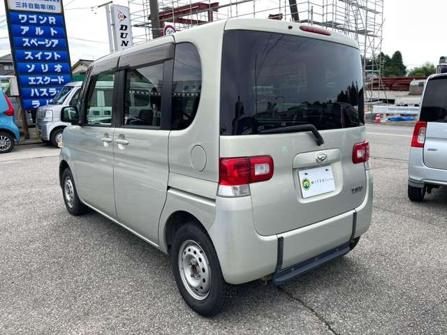 Daihatsu TANTO 2010-08 11674-4