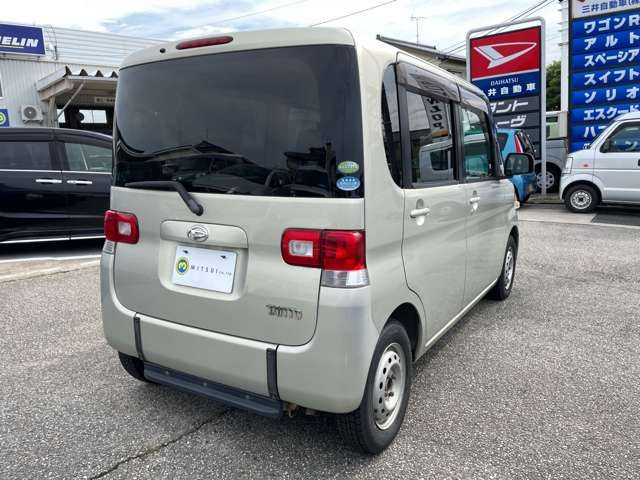 Daihatsu TANTO 2010-08 11674-6