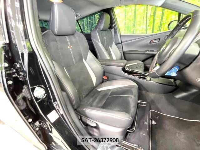 Toyota PRIUS PHV 2022-04 228901-8