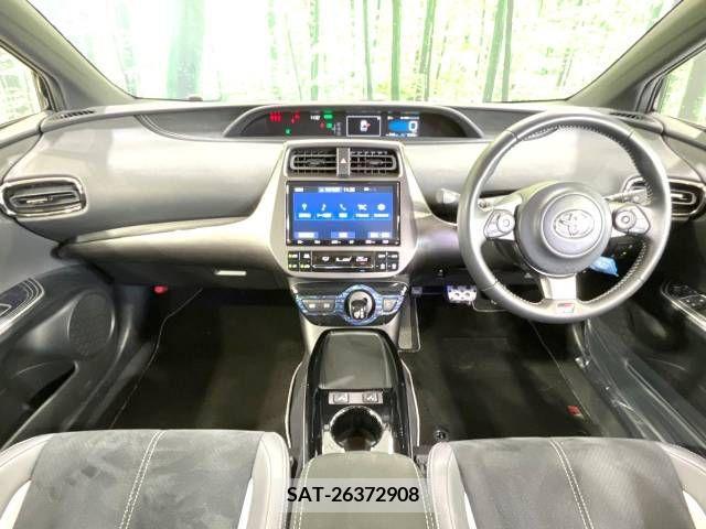 Toyota PRIUS PHV 2022-04 228901-1
