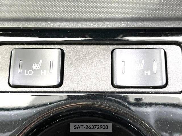 Toyota PRIUS PHV 2022-04 228901-6
