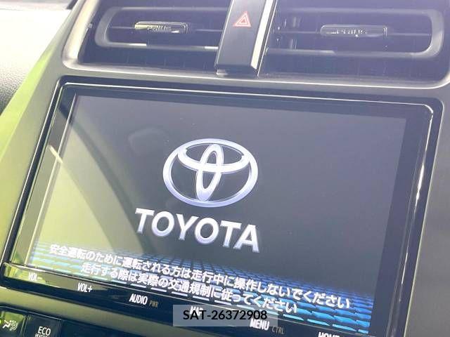 Toyota PRIUS PHV 2022-04 228901-2