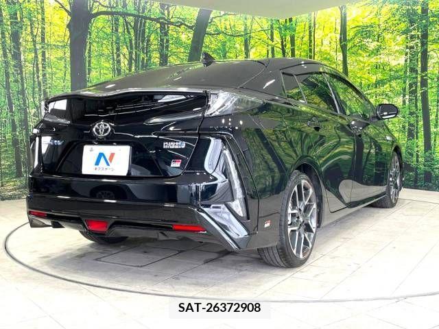 Toyota PRIUS PHV 2022-04 228901-17