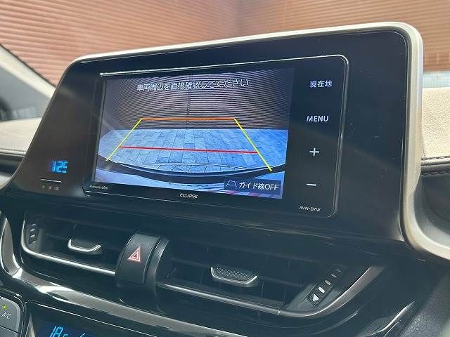 Toyota C-HR 2017-07 9555-3