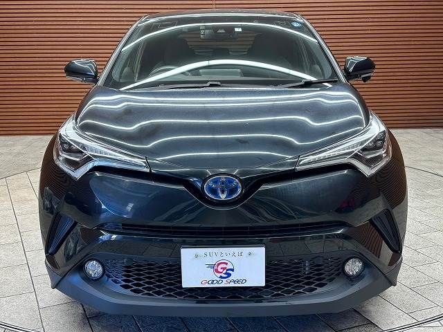 Toyota C-HR 2017-07 9555-16