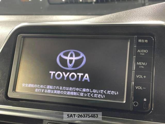 Toyota SIENTA 2015-08 348671-2