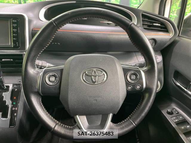 Toyota SIENTA 2015-08 348671-12