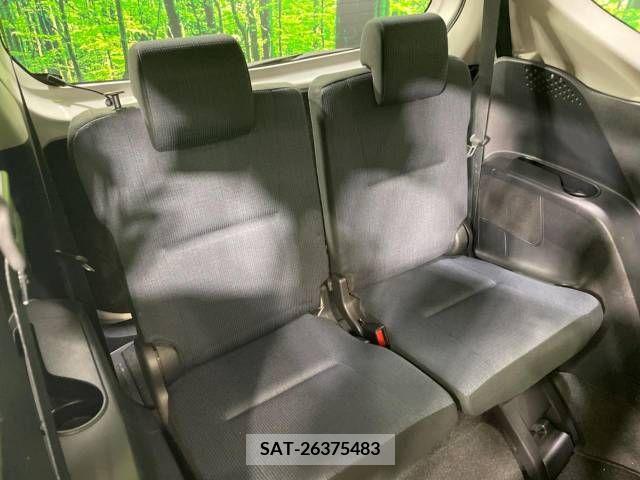 Toyota SIENTA 2015-08 348671-10