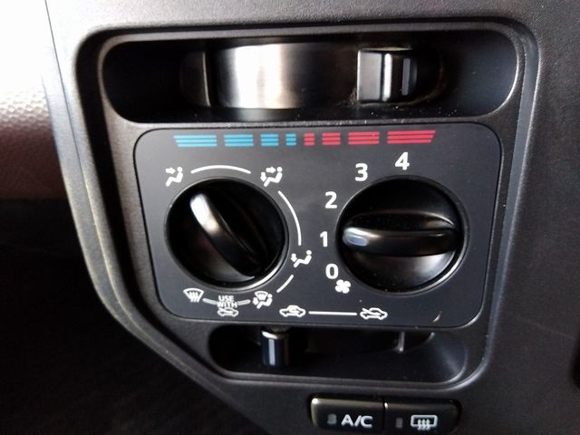 Toyota TANK 2019-03 196120-5