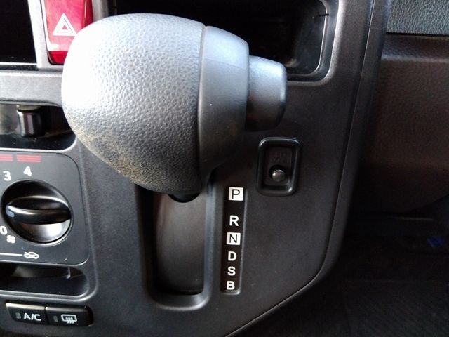 Toyota TANK 2019-03 196120-6