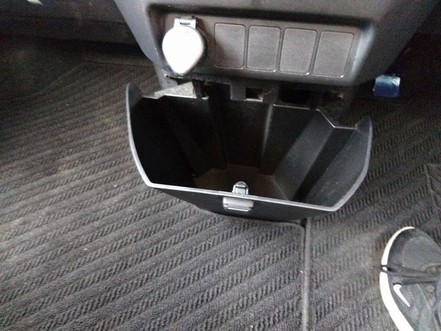 Toyota TANK 2019-03 196120-10
