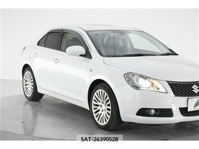 Suzuki KIZASHI 2015-09 362295-4