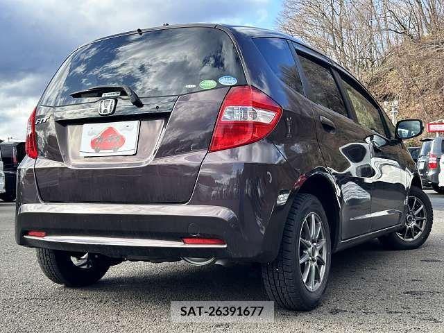 Honda FIT 2013-02 217709-2