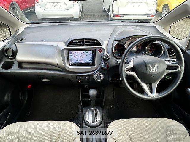 Honda FIT 2013-02 217709-1