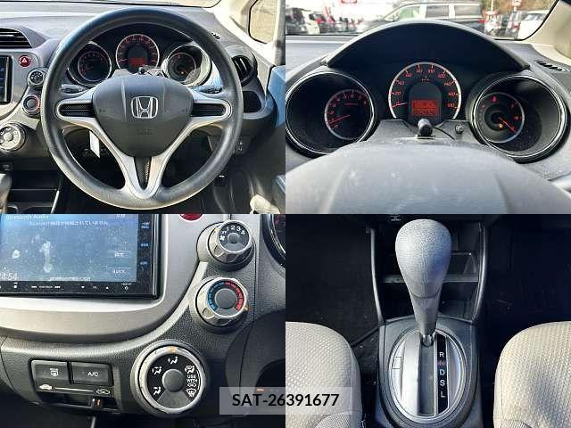 Honda FIT 2013-02 217709-7