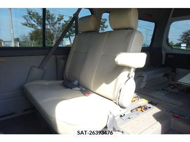Nissan Caravan 2011-09 203596-10