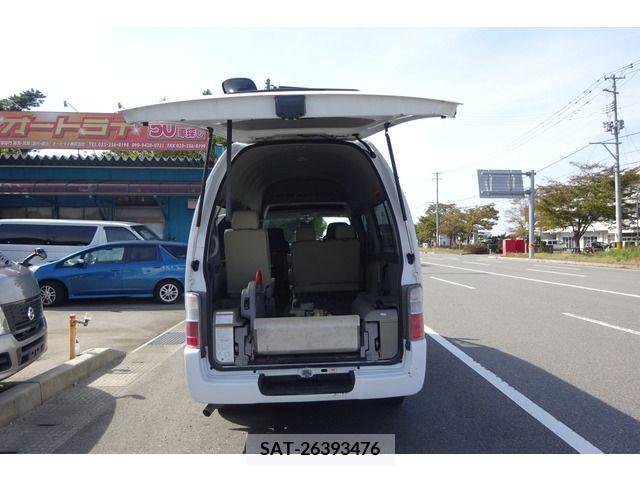 Nissan Caravan 2011-09 203596-16