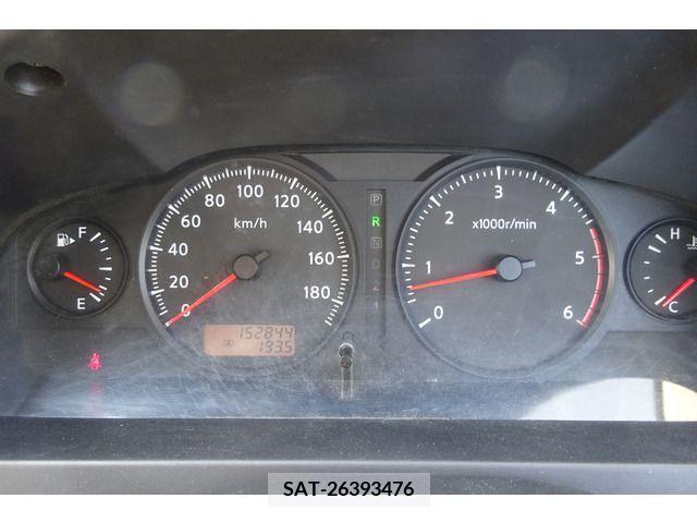 Nissan Caravan 2011-09 203596-19