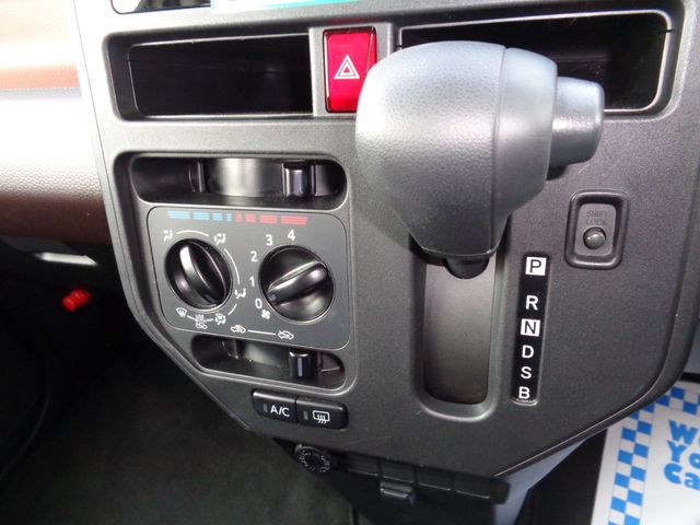 Toyota ROOMY 2020-02 1753-14
