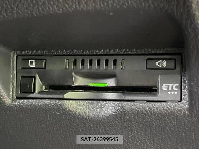 Toyota PRIUS 2019-05 322539-7