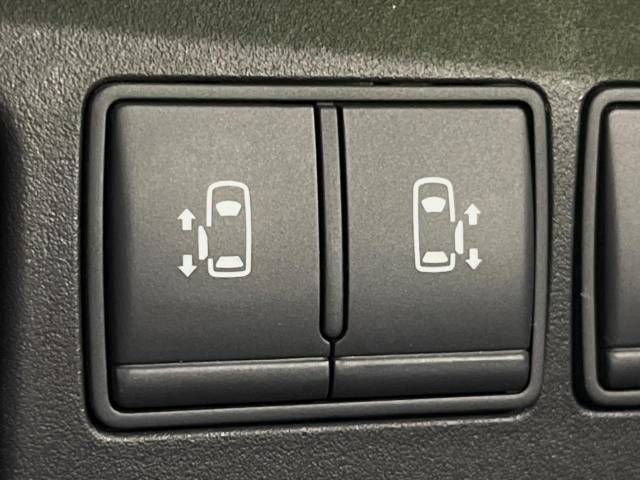 Nissan SERENA 2012-12 18162-2