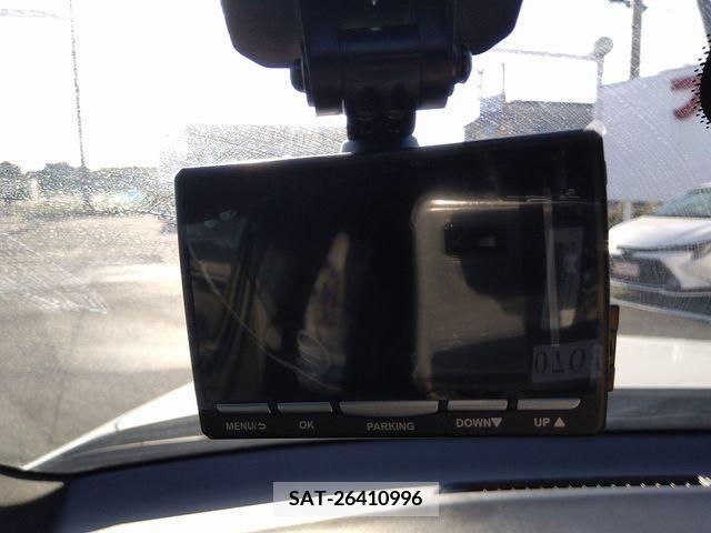 Mitsubishi OUTLANDER PHEV 2018-04 331719-14