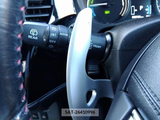 Mitsubishi OUTLANDER PHEV 2018-04 331719-24