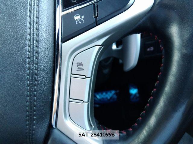 Mitsubishi OUTLANDER PHEV 2018-04 331719-23