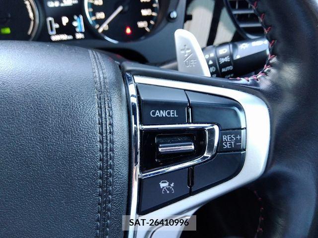 Mitsubishi OUTLANDER PHEV 2018-04 331719-21