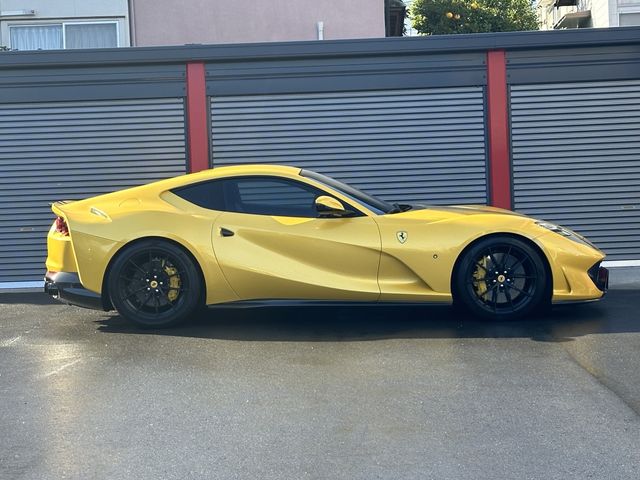 Ferrari 812 2019-09 193812-24