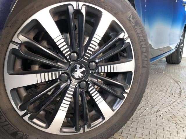 Peugeot 208 2018-09 182289-14