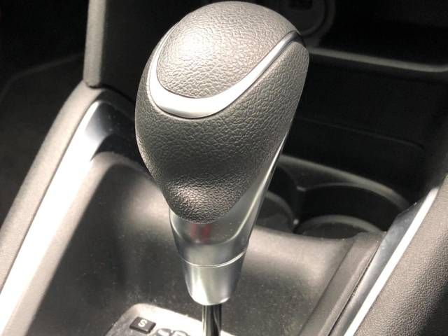 Peugeot 208 2018-09 182289-10