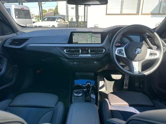 Bmw 1 SERIES 2023-03 13977-1