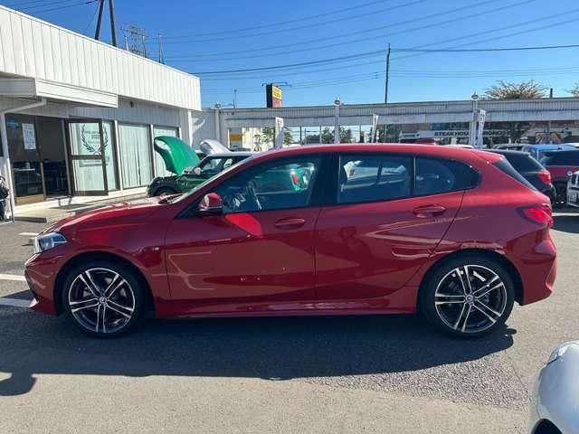 Bmw 1 SERIES 2023-03 13977-3