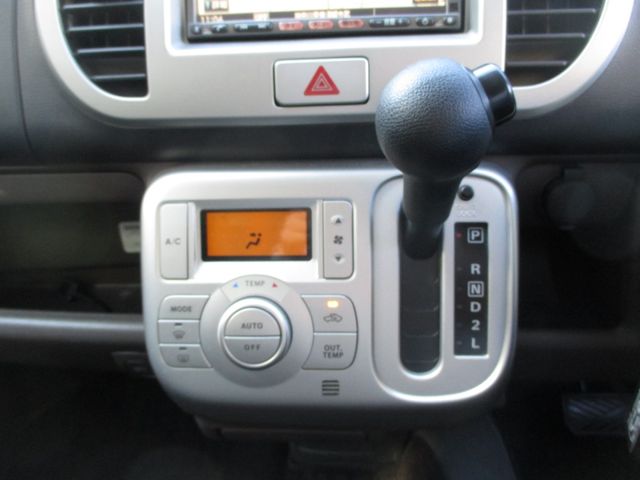 Nissan MOCO 2010-08 28166-16