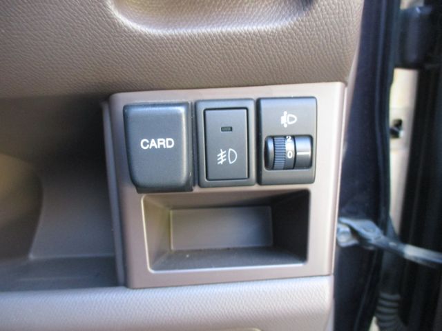 Nissan MOCO 2010-08 28166-18