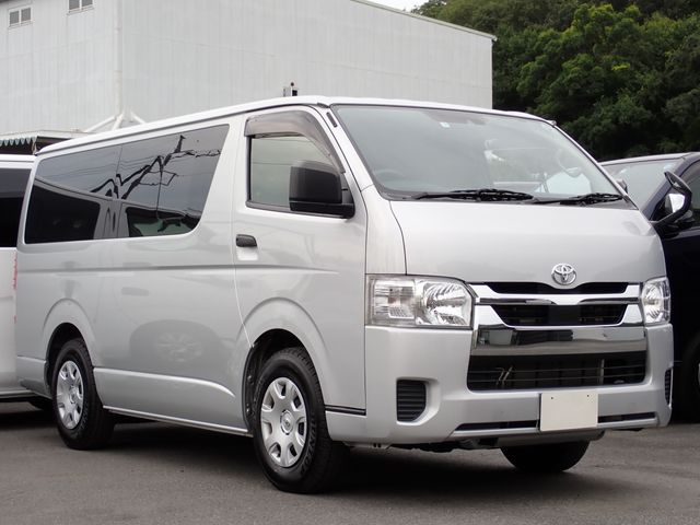 Toyota HIACE VAN 2020-06 20238-2