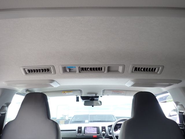 Toyota HIACE VAN 2020-06 20238-22