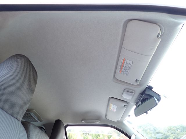 Toyota HIACE VAN 2020-06 20238-16