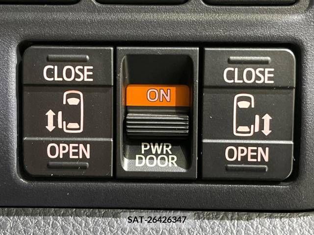 Toyota VOXY 2014-06 219745-3