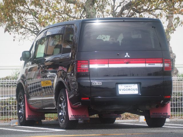 Mitsubishi DELICA D5 2009-09 1195-2